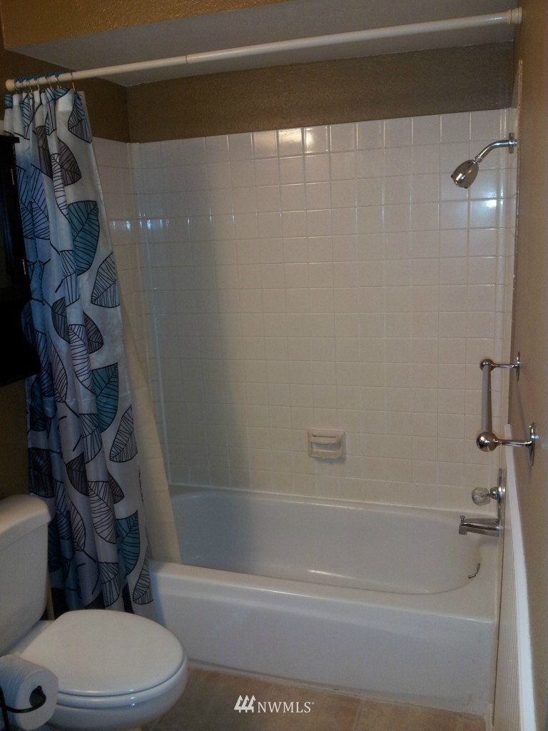 7411 Fairview Road Southwest, Unit 22 Olympia, WA 98512 - Photo 13 of 23 Gallery Image 13