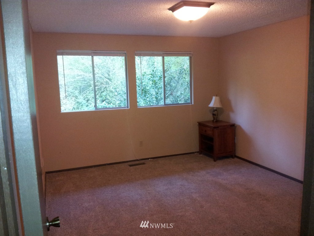 7411 Fairview Road Southwest, Unit 22 Olympia, WA 98512 - Photo 19 of 23 Gallery Image 19