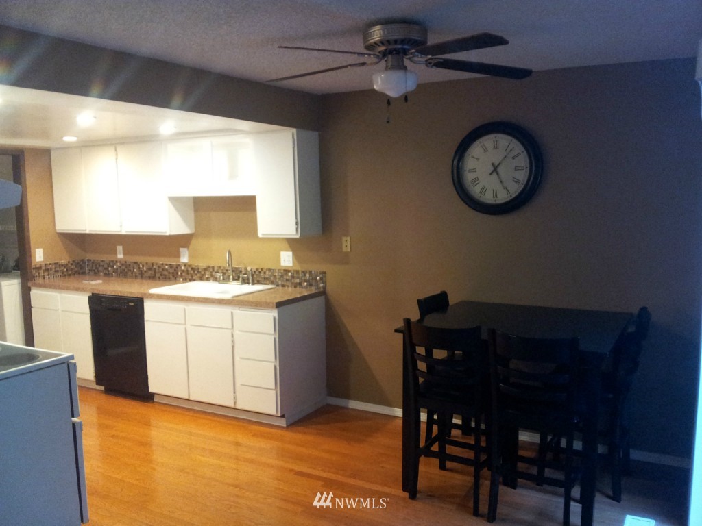 7411 Fairview Road Southwest, Unit 22 Olympia, WA 98512 - Photo 8 of 23 Gallery Image 8