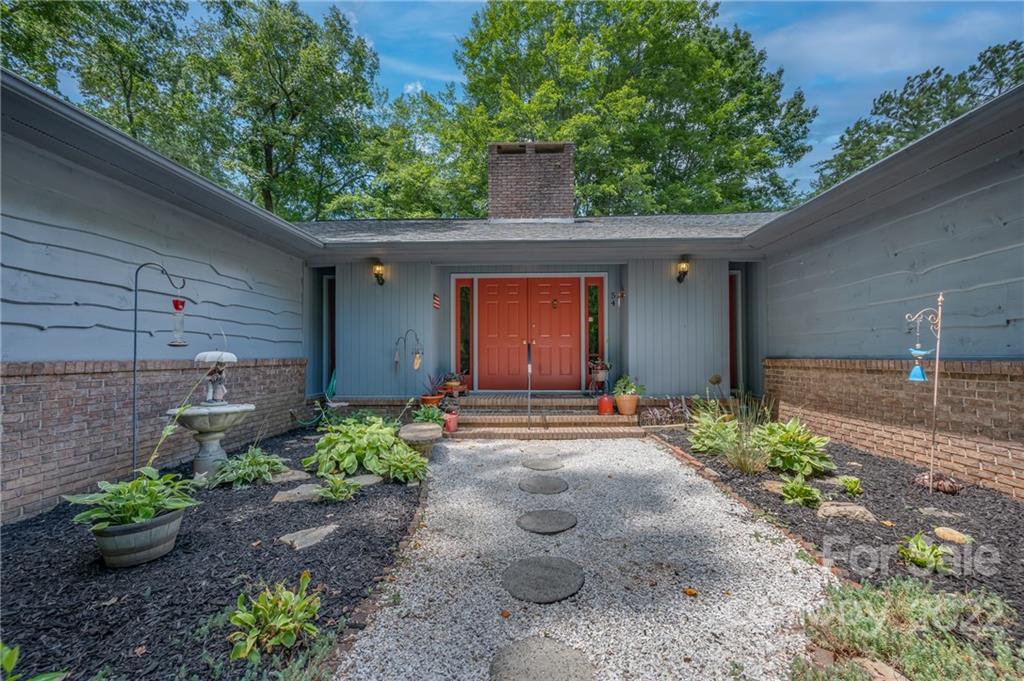 54 Mahler Lane Tryon, NC 28782 - Photo 1 of 44 Gallery Image 1