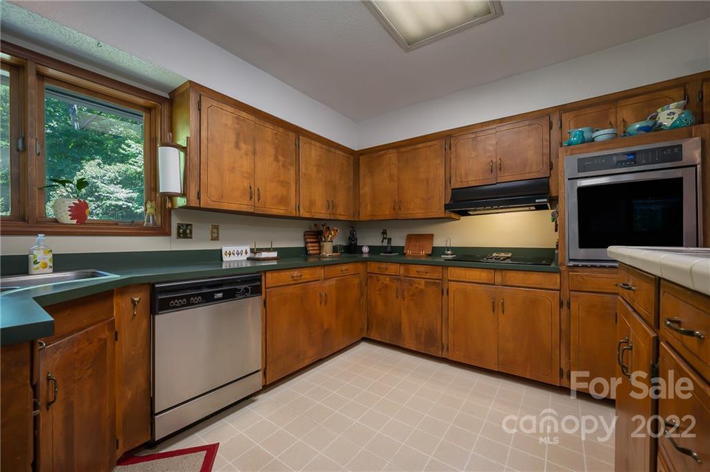 54 Mahler Lane Tryon, NC 28782 - Photo 14 of 44 Gallery Image 14