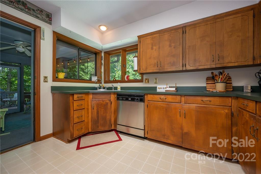 54 Mahler Lane Tryon, NC 28782 - Photo 16 of 44 Gallery Image 16
