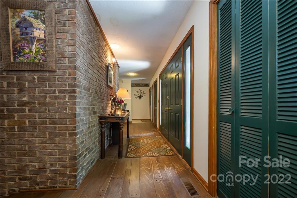 54 Mahler Lane Tryon, NC 28782 - Photo 3 of 44 Gallery Image 3