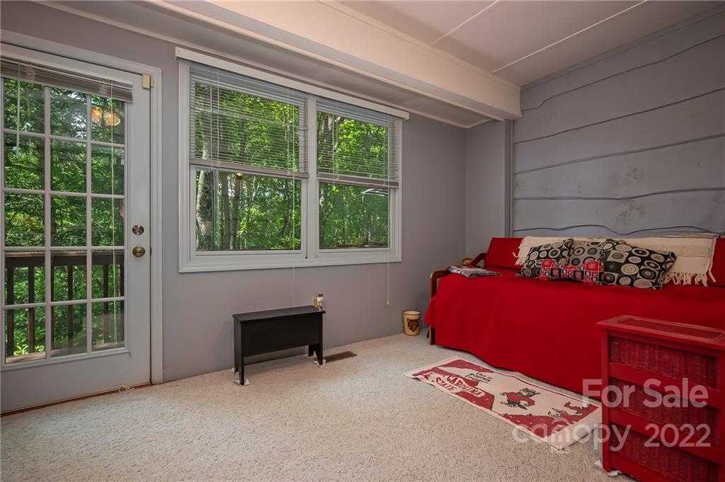 54 Mahler Lane Tryon, NC 28782 - Photo 7 of 44 Gallery Image 7
