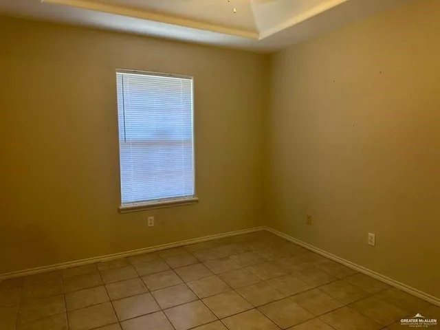$899 | 2617 Fort Brown Avenue, Unit 2, Edinburg, TX 78539