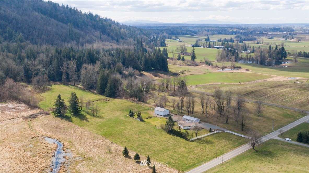 4419 Minaker Road Sumas, WA 98295 - Photo 36 of 40