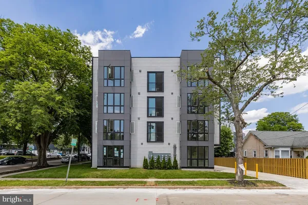 $1,850 | 2601 30th Street Northeast, Unit 8, Washington, DC 20018