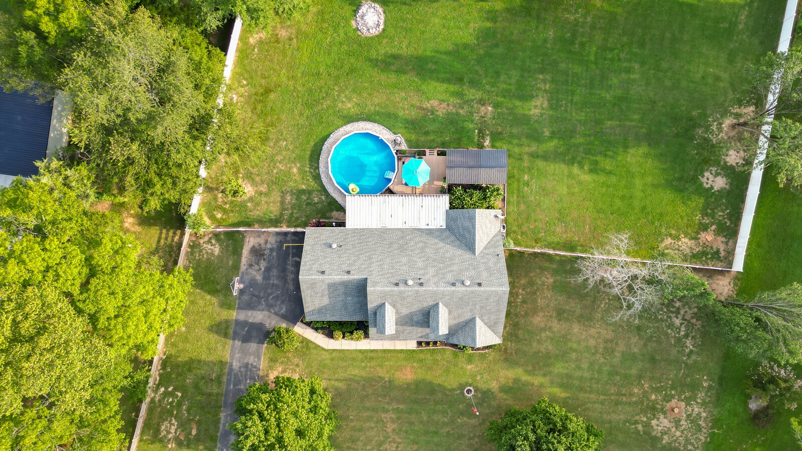 1123 Bramble Trail Murfreesboro, TN 37129 - Photo 3 of 60 a picture of a outdoor space