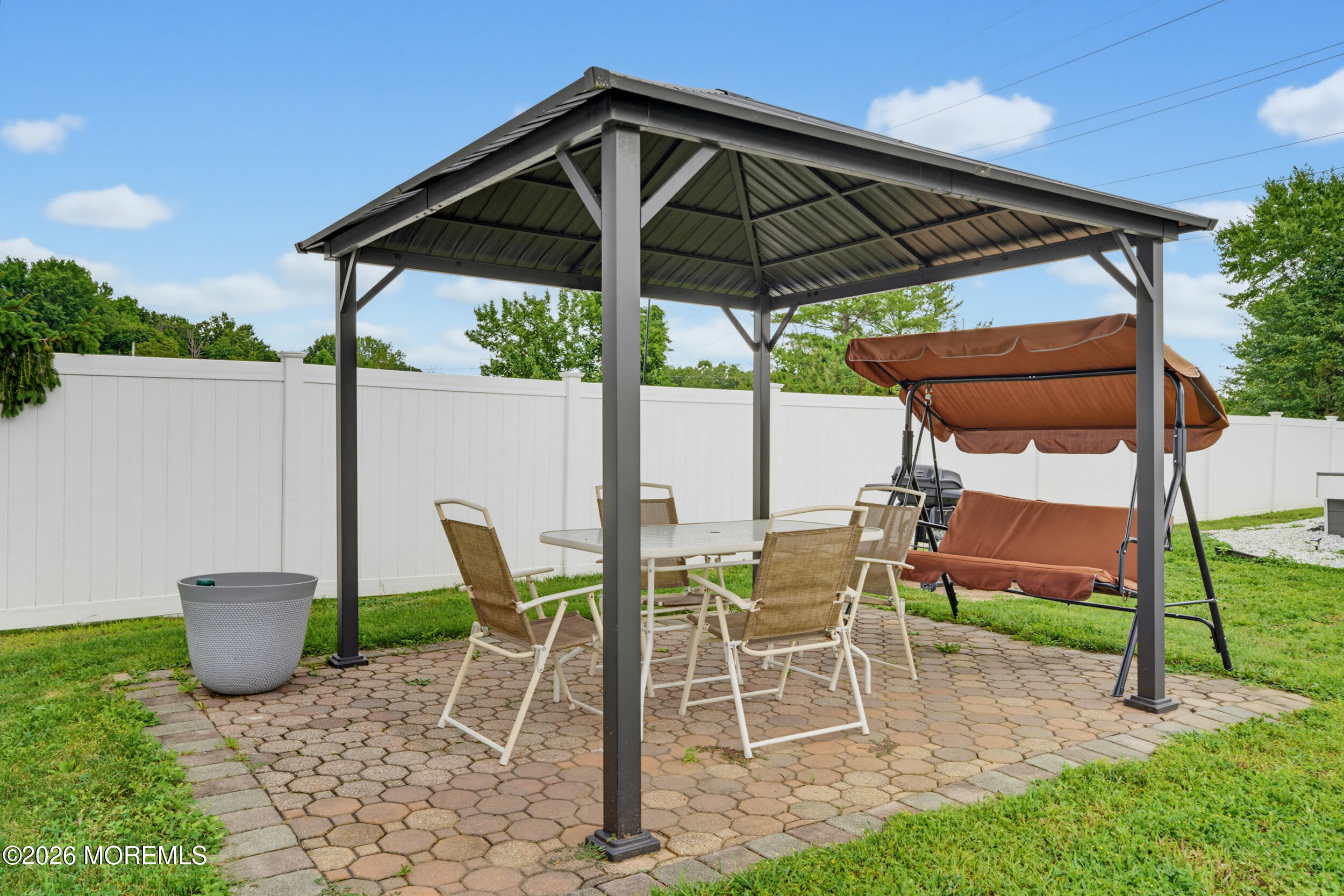 125 Higgins Road Matawan, NJ 07747 - Photo 46 of 52 43_therealdealstudio-44