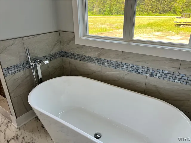 $492,500 | 4 A Water Tower Drive, Central Square, NY 13036