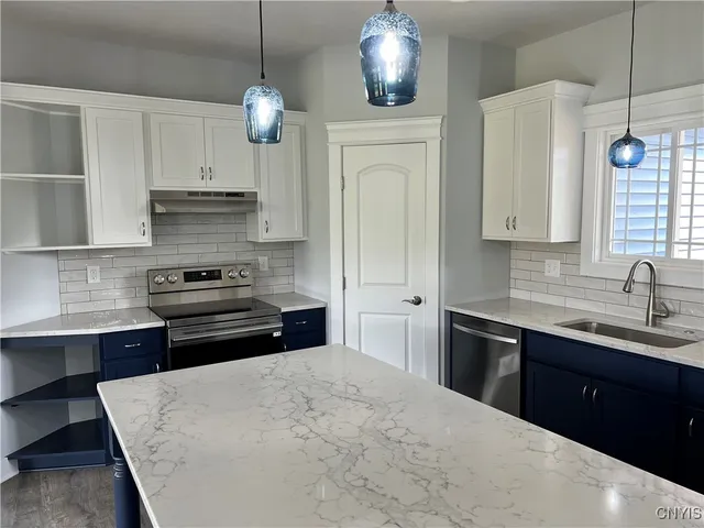 $492,500 | 4 A Water Tower Drive, Central Square, NY 13036