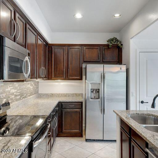 3935 East Rough Rider Road, Unit 1181 Phoenix, AZ 85050 - Photo 16 of 38 evvlJ5WA
