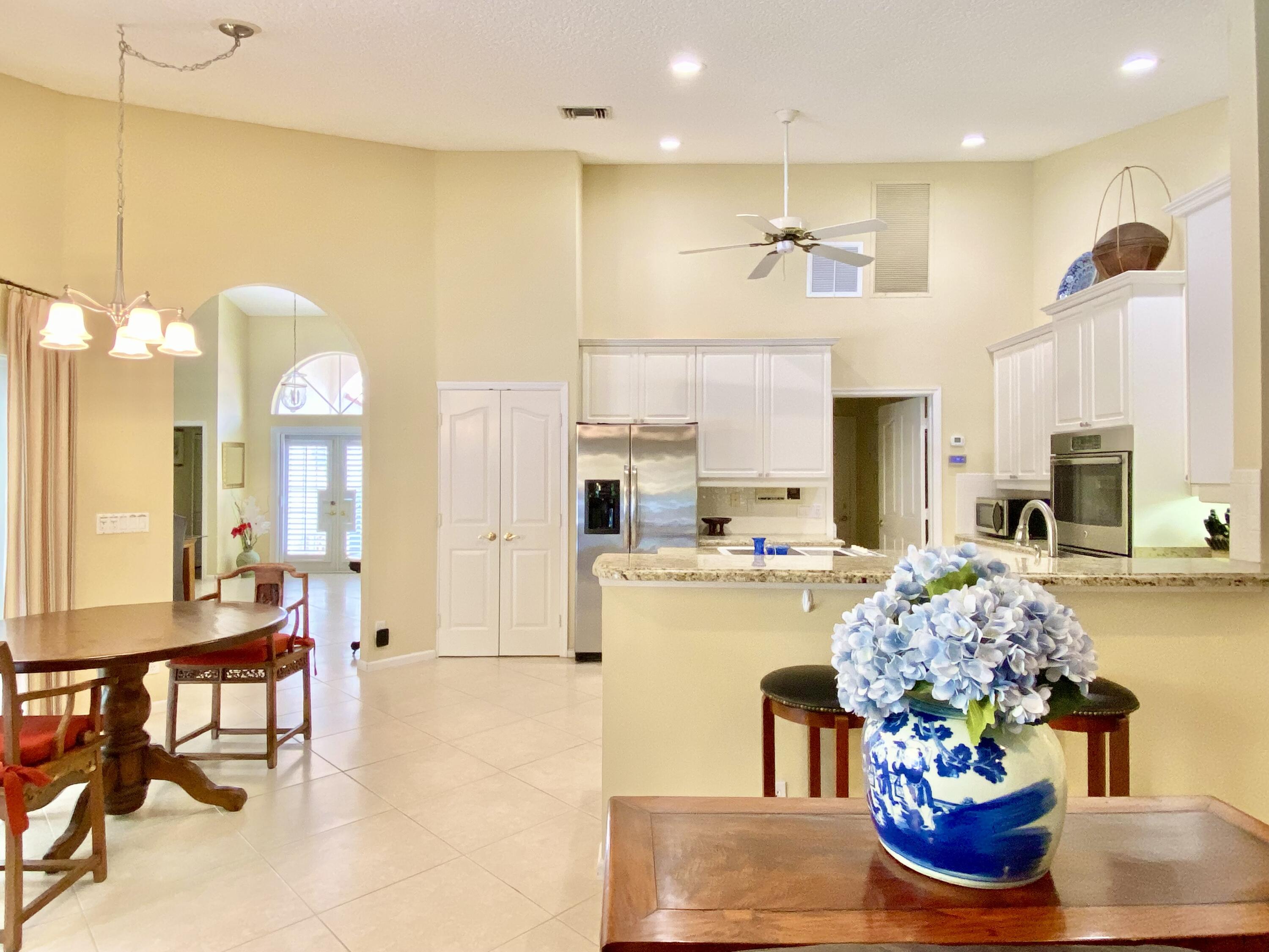 19165 Tamara Lane Jupiter, FL 33458 - Photo 27 of 53 Kitchen