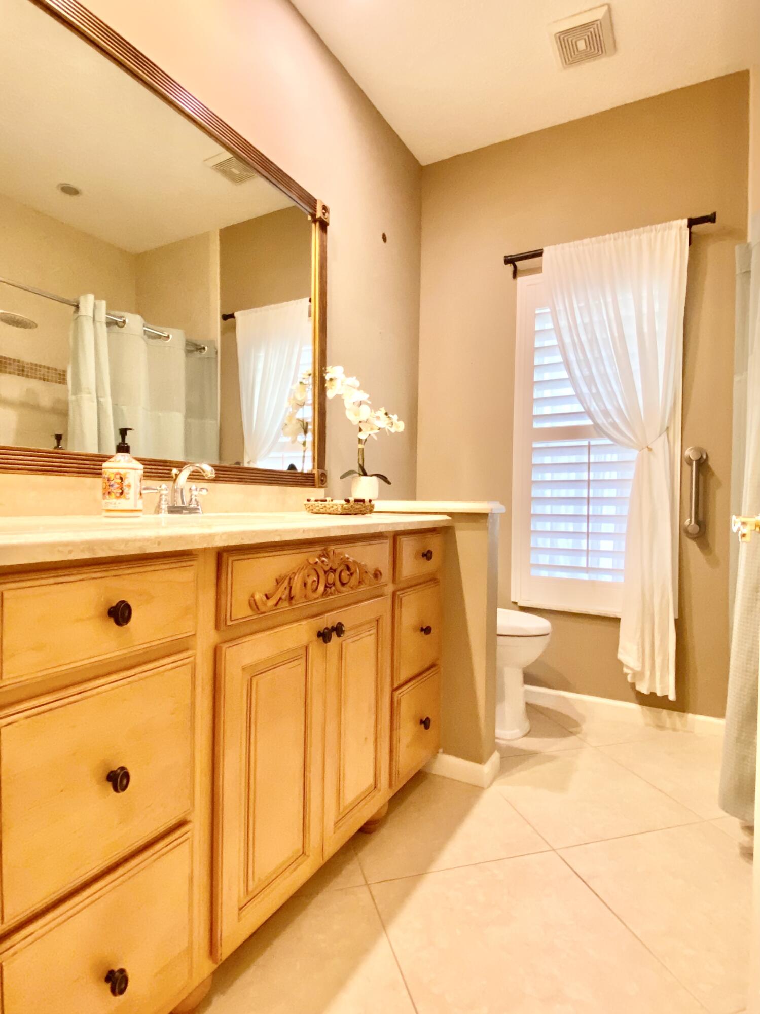 19165 Tamara Lane Jupiter, FL 33458 - Photo 44 of 53 Bath 2