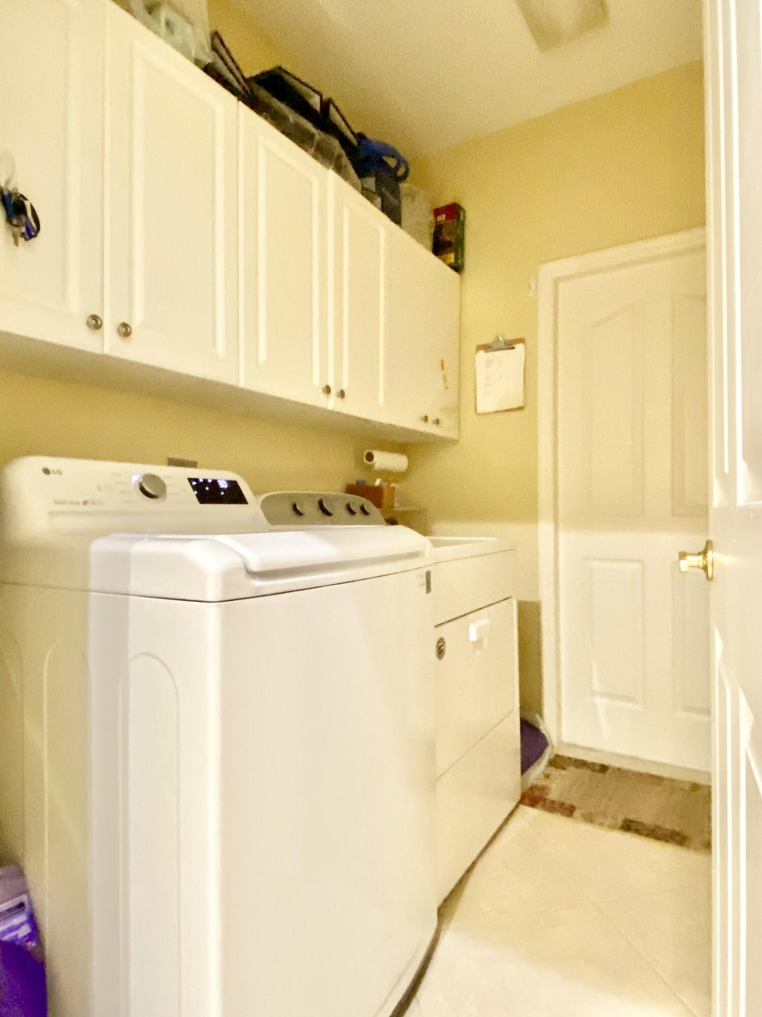 19165 Tamara Lane Jupiter, FL 33458 - Photo 46 of 53 Laundry Room
