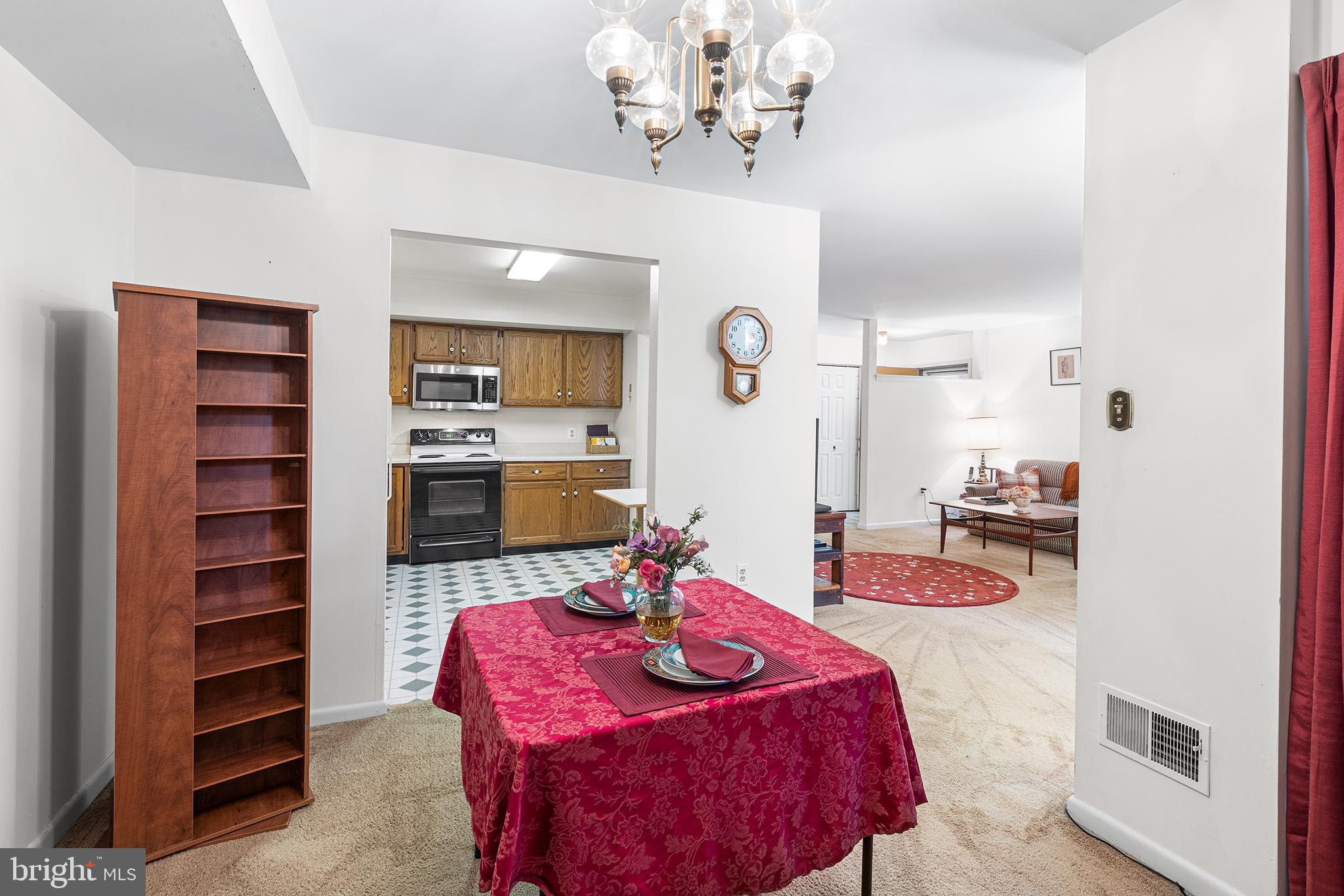 193 Valley Stream Lane, Unit 193 Chesterbrook, PA 19087 - Photo 8 of 28 Gallery Image 8
