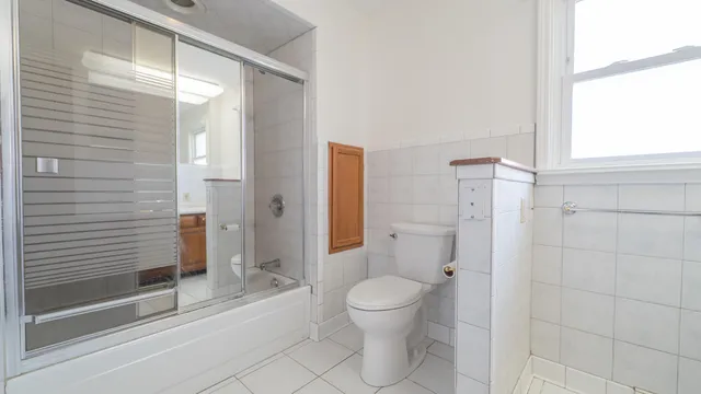 $2,200 | 1013 Merrillville Road, Crown Point, IN 46307