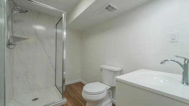 $2,200 | 1013 Merrillville Road, Crown Point, IN 46307