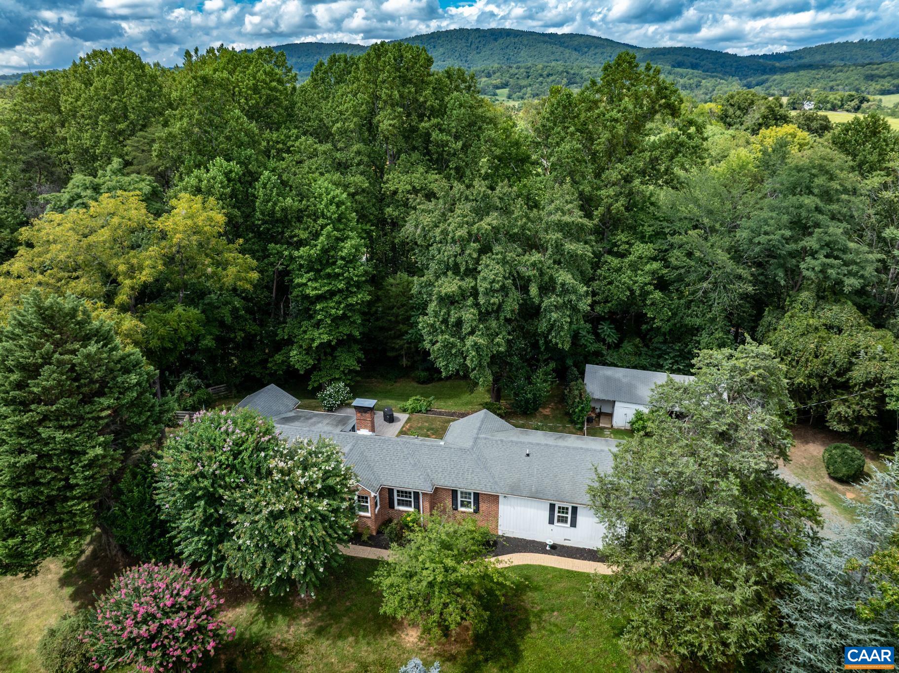 3304 Keswick Road Keswick, VA 22947 - Photo 1 of 38