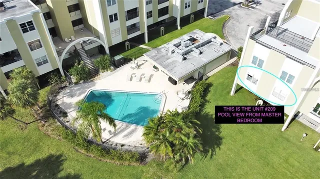 a sign that is sitting in front of a building