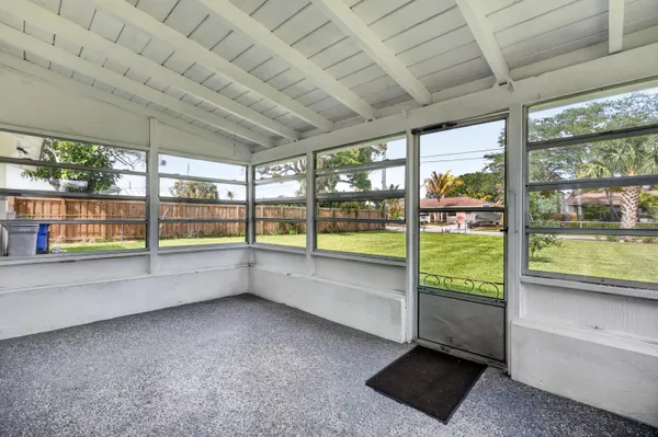 $559,000 | 19035 Southeast Southgate Drive, Jupiter, FL 33469