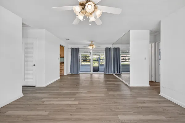 $559,000 | 19035 Southeast Southgate Drive, Jupiter, FL 33469