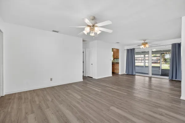 $559,000 | 19035 Southeast Southgate Drive, Jupiter, FL 33469