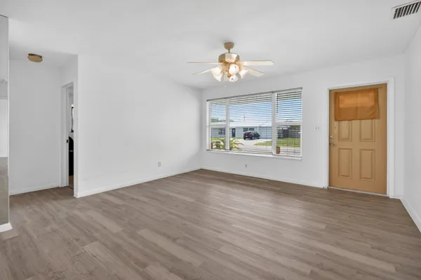 $559,000 | 19035 Southeast Southgate Drive, Jupiter, FL 33469