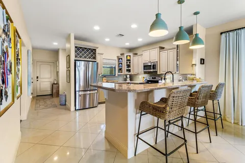 $485,000 | 185 Bayview Lane, Livingston, TX 77351