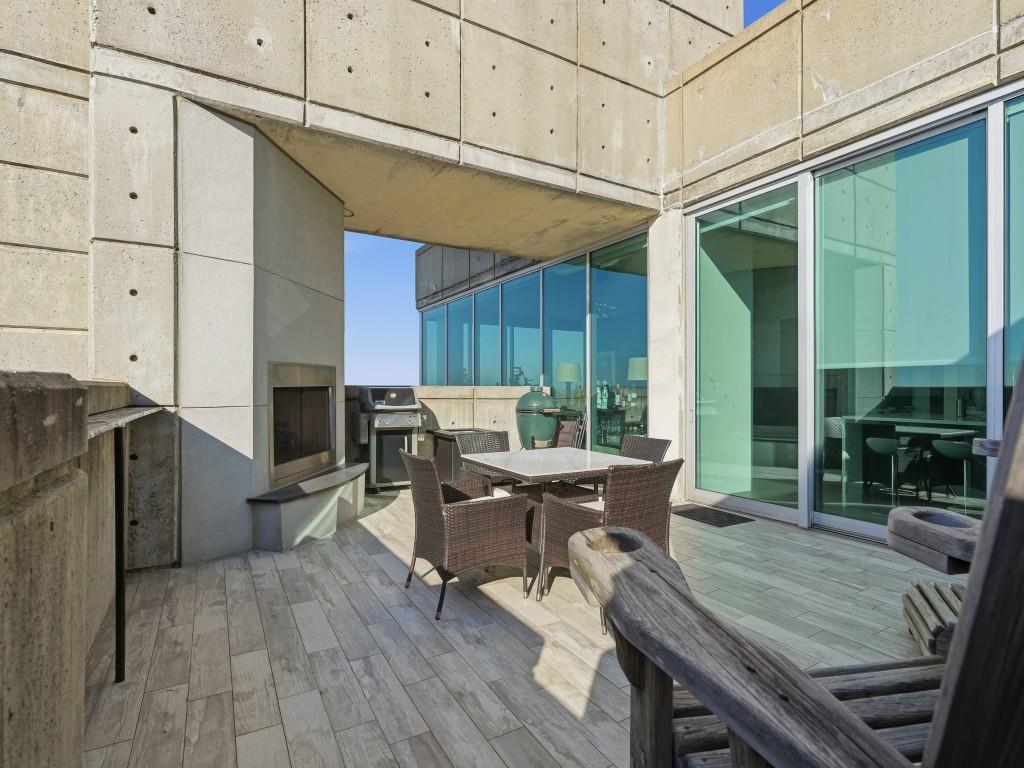 361 17th Street Northwest, Unit 2622 Atlanta, GA 30363 - Photo 20 of 35 a view of a dining room with furniture window and outside view