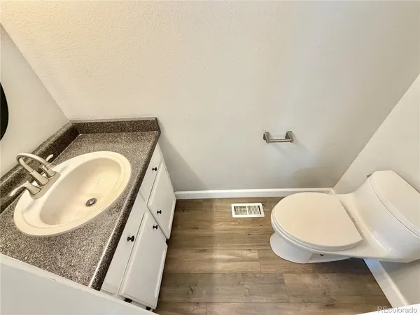 $2,995 | 652 Longfellow Lane, Highlands Ranch, CO 80126