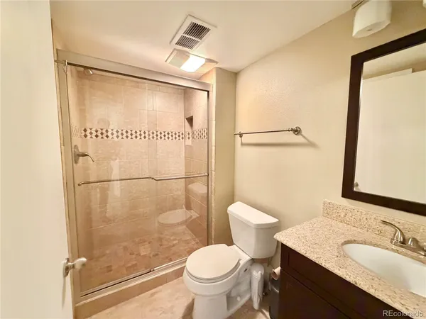 $2,995 | 652 Longfellow Lane, Highlands Ranch, CO 80126