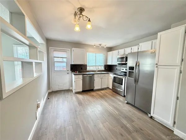 $2,995 | 652 Longfellow Lane, Highlands Ranch, CO 80126