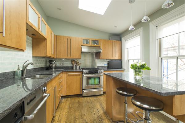 26 Adams Street Boston, MA 02129 - Photo 4 of 20
