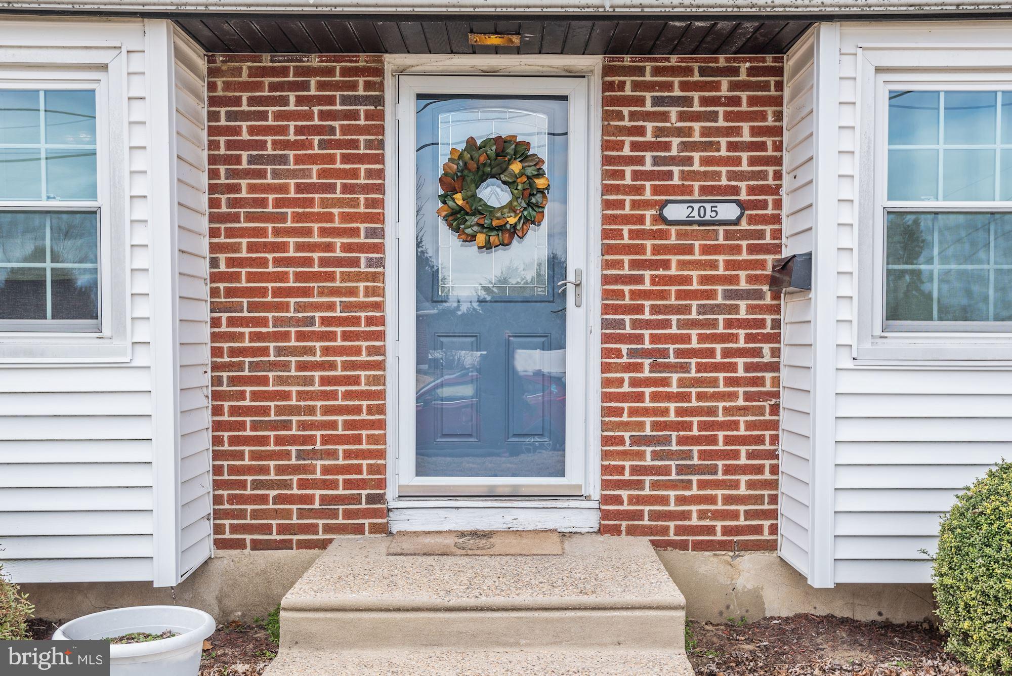205 Ivy Road Beverly, NJ 08010 - Photo 27 of 34