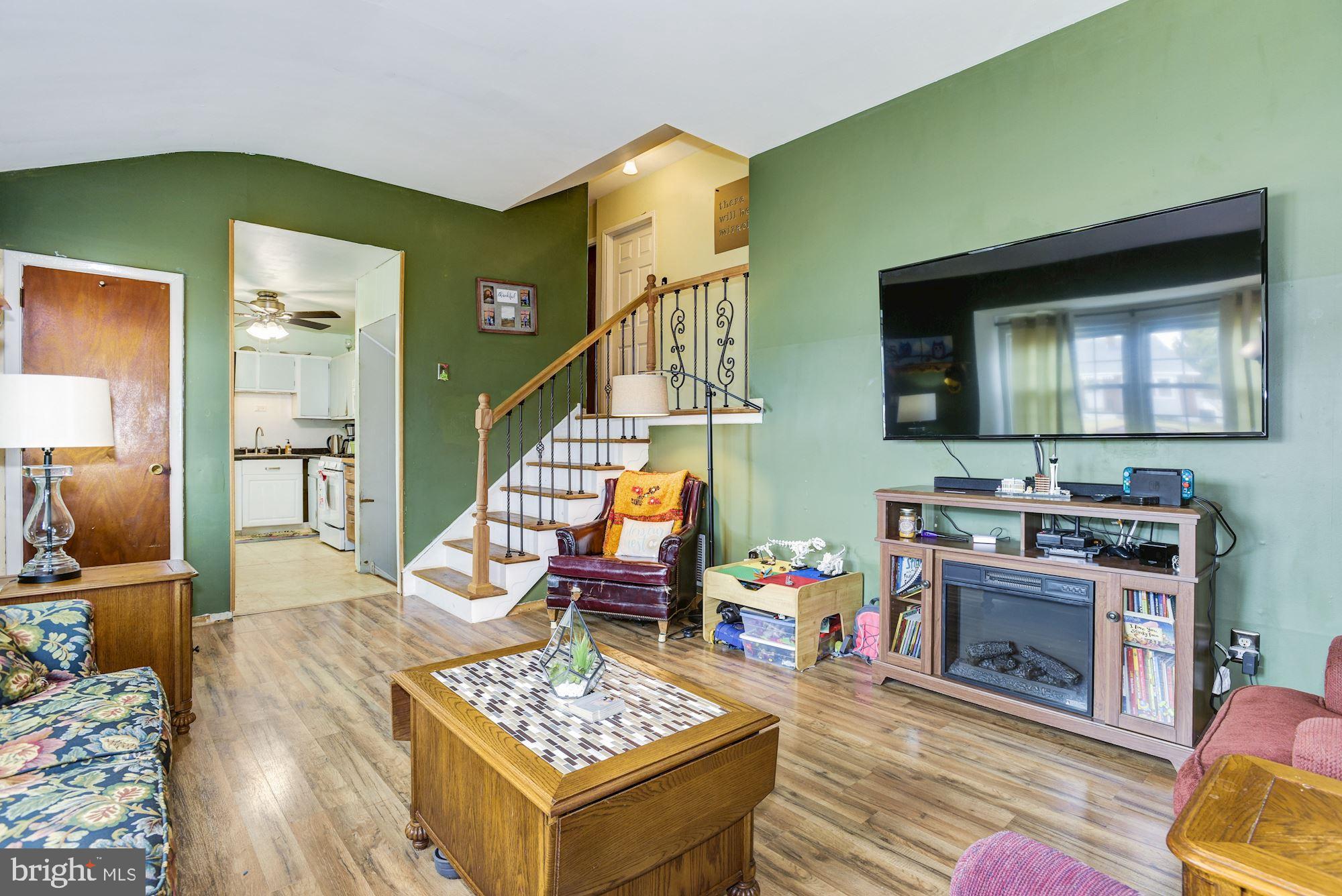 205 Ivy Road Beverly, NJ 08010 - Photo 7 of 34