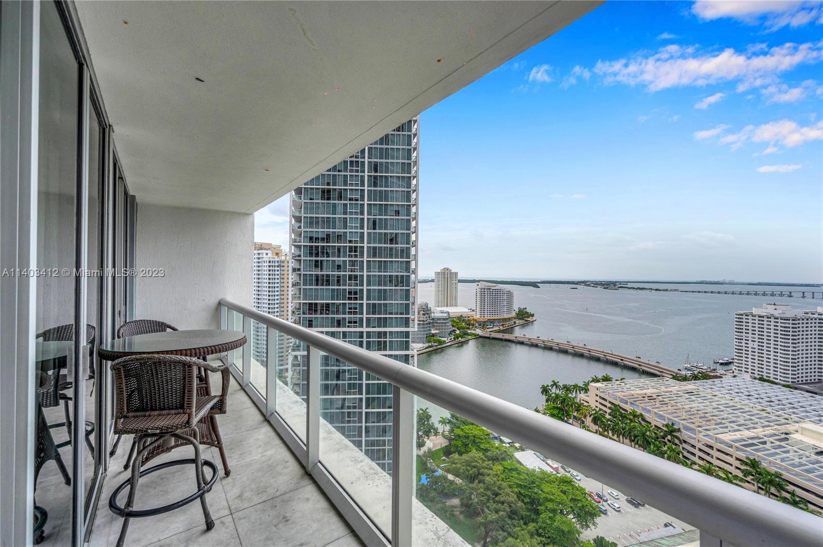 485 Brickell Avenue, Unit 2709 Miami, FL 33131 - Photo 2 of 22