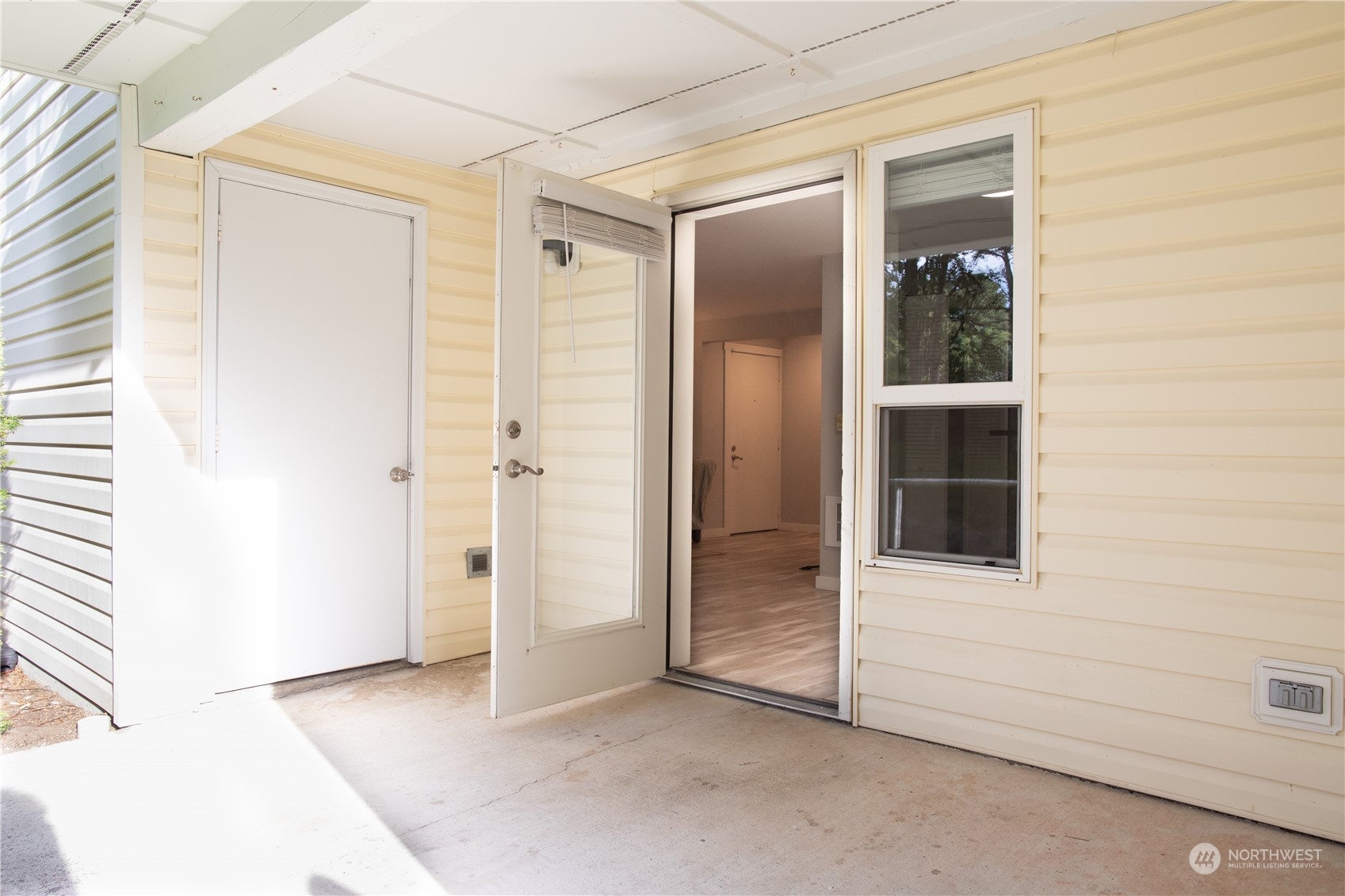 11002 Southeast Petrovitsky Road, Unit H103 Renton, WA 98055 - Photo 11 of 20
