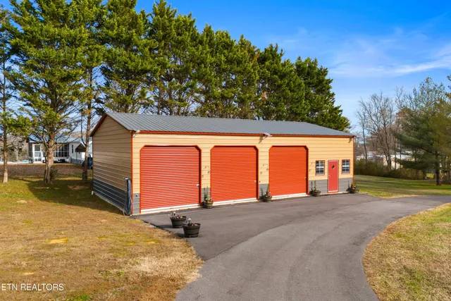 $499,900 | 3215 Melody Lane, White Pine, TN 37890
