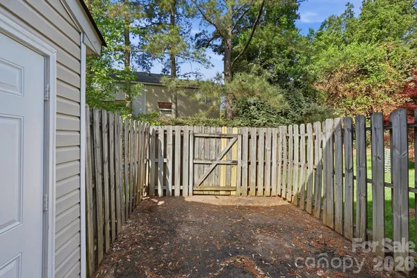 $239,900 | 10142 Forest Landing Drive, Charlotte, NC 28213