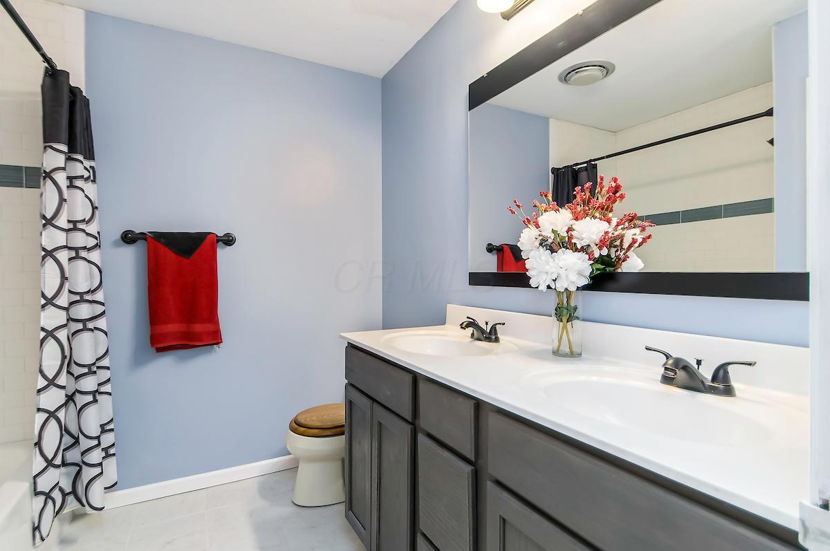 1867 Walnut Road Heath, OH 43056 - Photo 35 of 51 Gallery Image 35