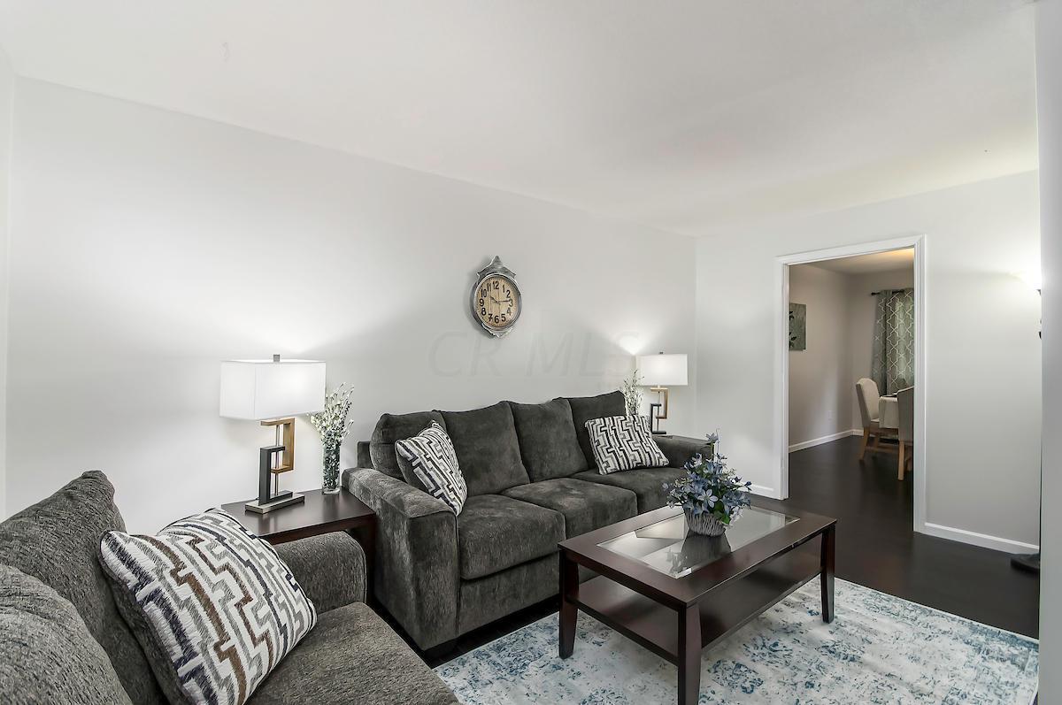 1867 Walnut Road Heath, OH 43056 - Photo 5 of 51 Gallery Image 5