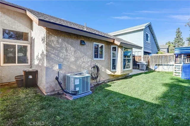 front view of house with a yard