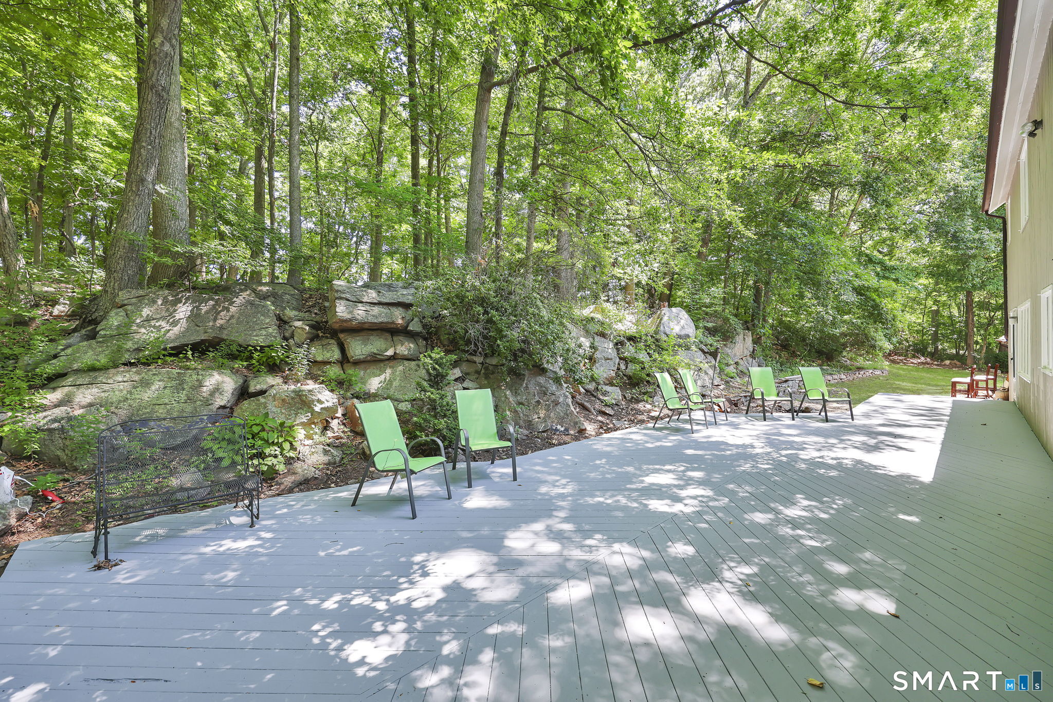 29 Foxwood Road Trumbull, CT 06611 - Photo 32 of 36