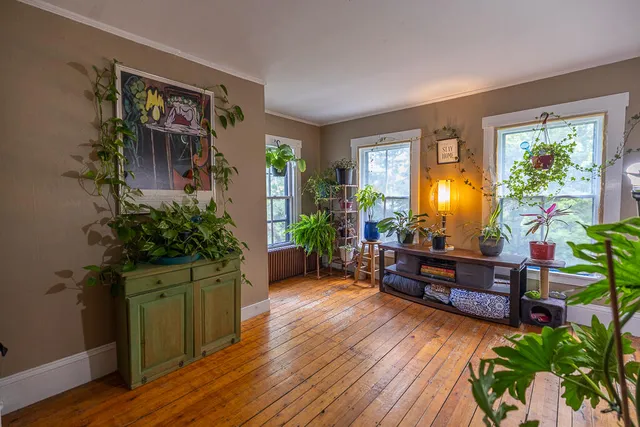 $385,000 | 391 Front Street, Richmond, ME 04357