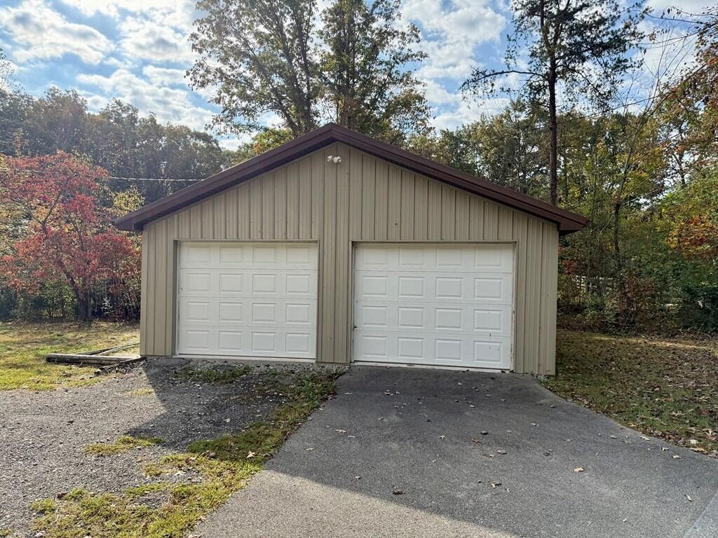 531 Mary Cromwell Road Jamestown, TN 38556 - Photo 10 of 28 Gallery Image 10