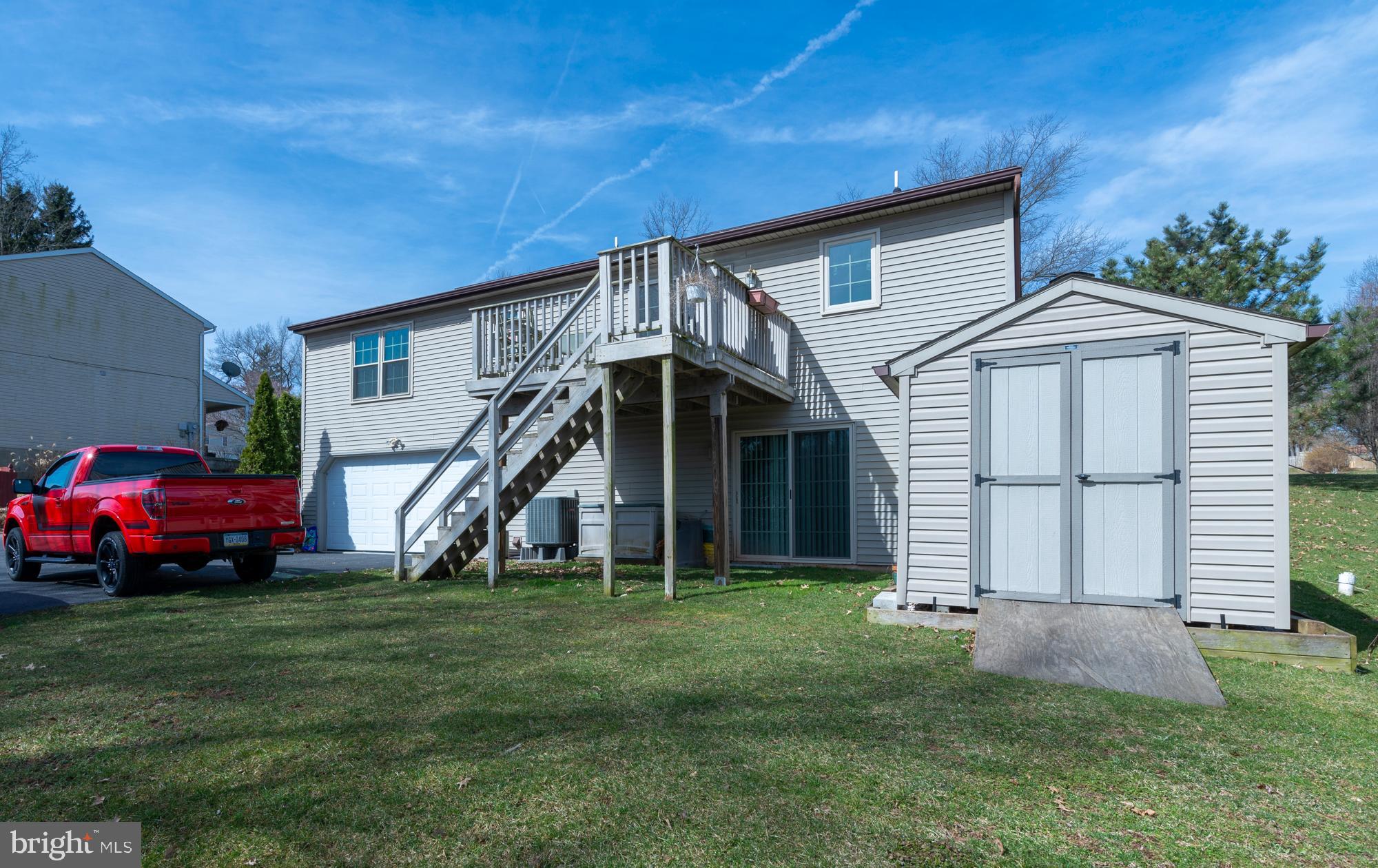 131 Boxwood Road Manchester, PA 17345 - Photo 25 of 26 Gallery Image 25