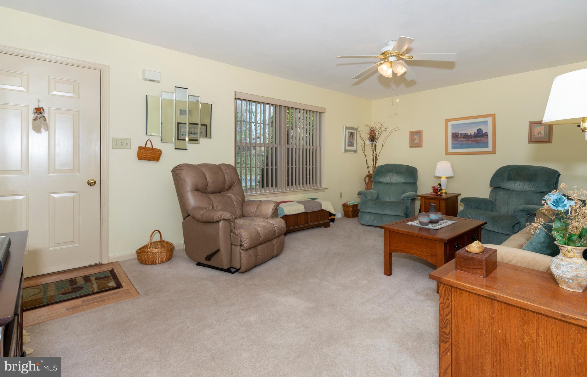 131 Boxwood Road Manchester, PA 17345 - Photo 5 of 26 Gallery Image 5
