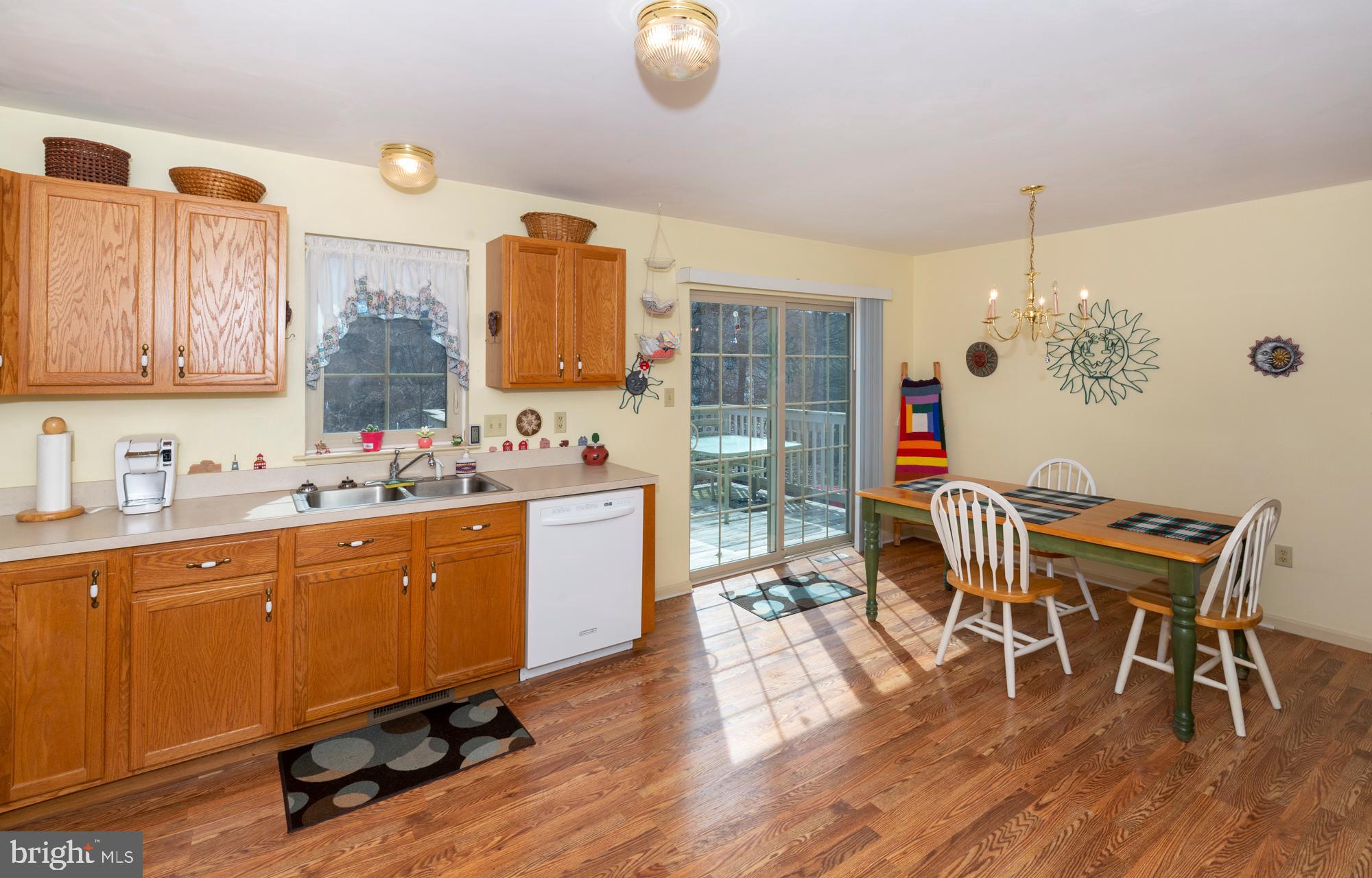 131 Boxwood Road Manchester, PA 17345 - Photo 8 of 26 Gallery Image 8