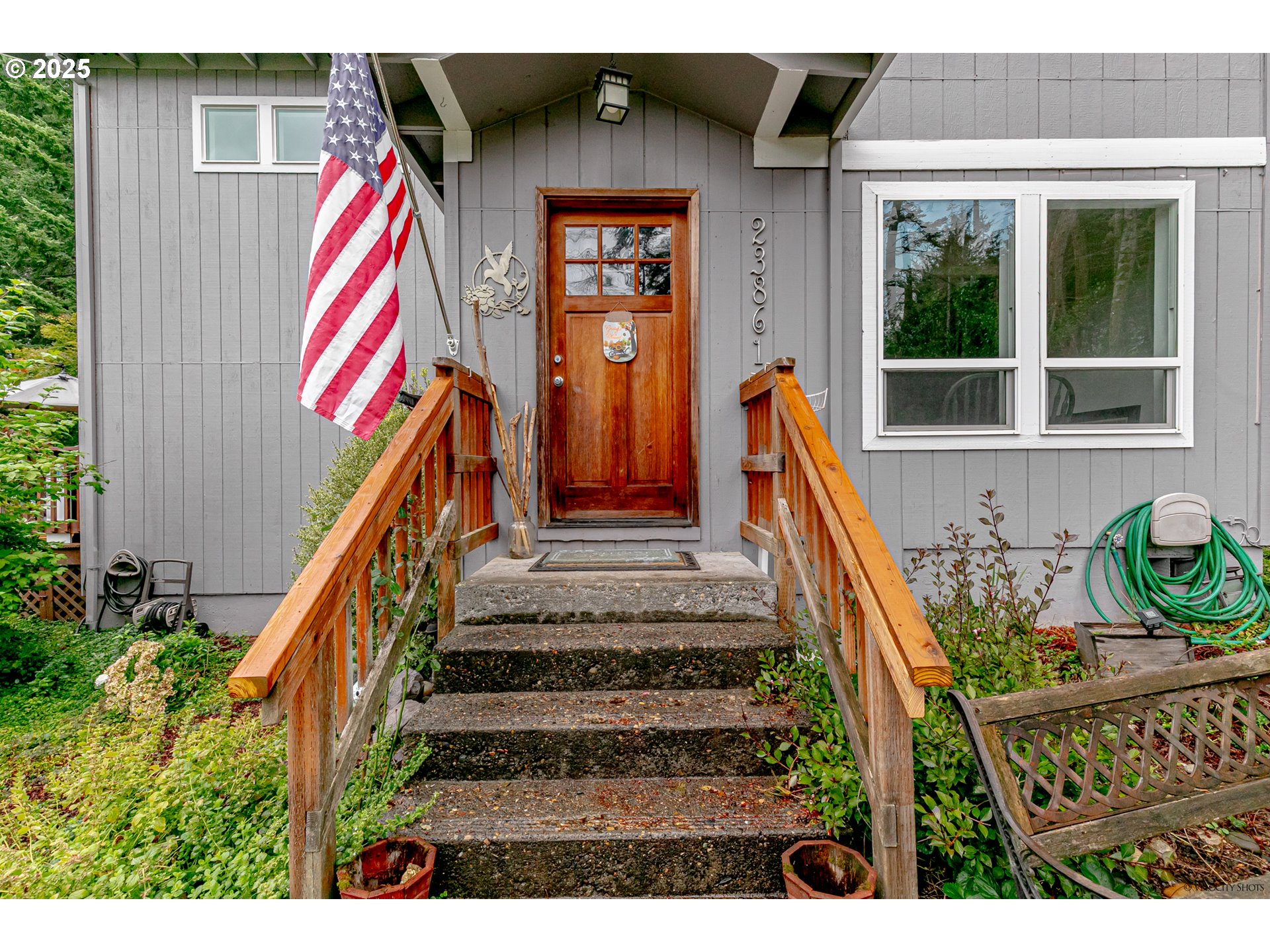 23861 Southeast 442nd Avenue Sandy, OR 97055 - Photo 5 of 48